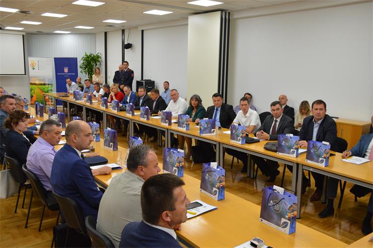 Slika /slike/Priopcenja/01-204- (69).JPG